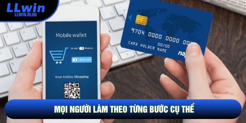Mọi người làm theo từng bước cụ thể